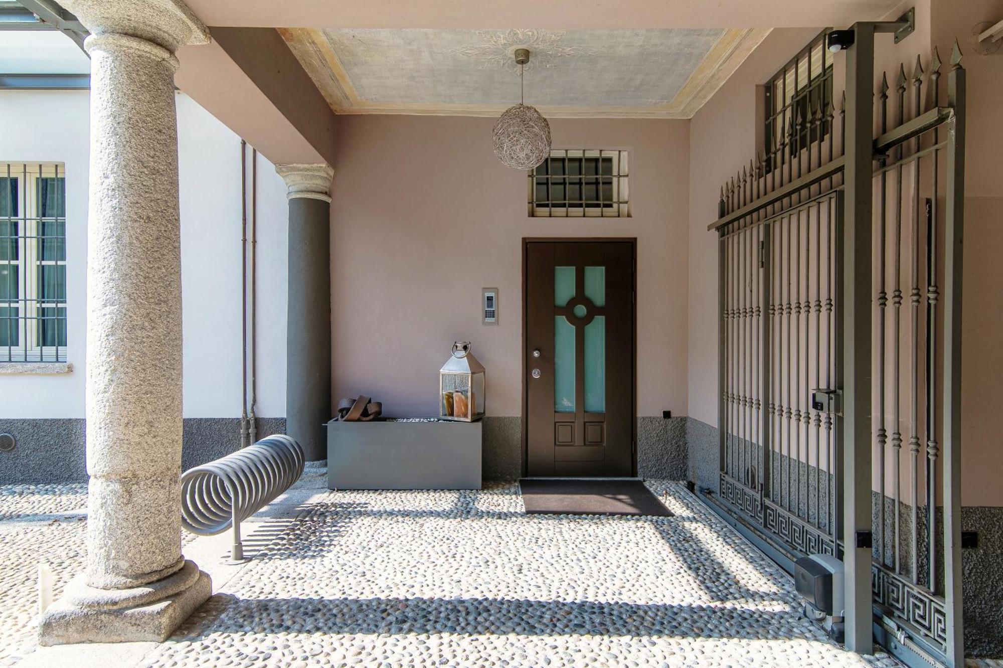 La Casa Di Carlotta - Urban Retreat In Комо Экстерьер фото
